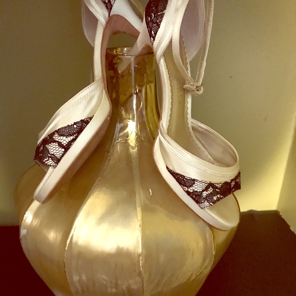 White House Black Market dress heels sandals.